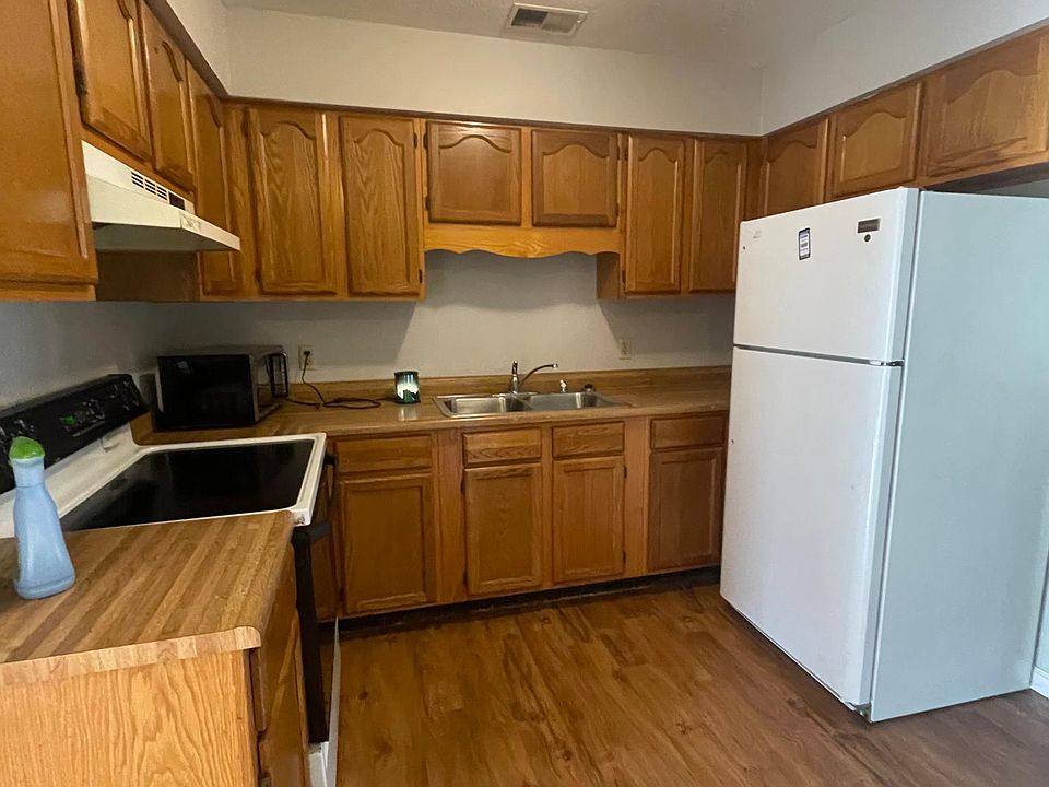 1st image of 950 Crique Side Dr #35