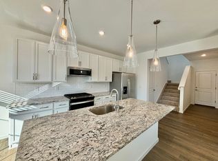 6056 Croaking Toad Dr, Fort Collins, CO 80528