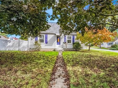 137 Strawberry Field Rd, Warwick, RI, 02886