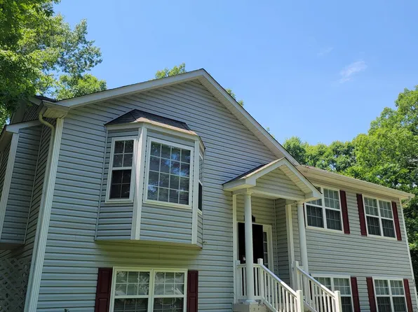 66 Albertson Ct, Ruther Glen, VA 22546