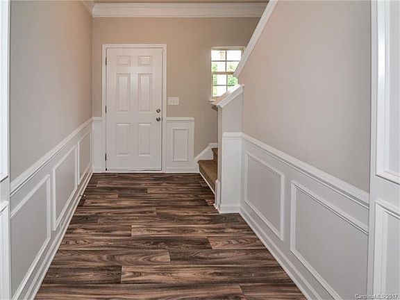 4th image of 5063 Broad Leaf Ct #39