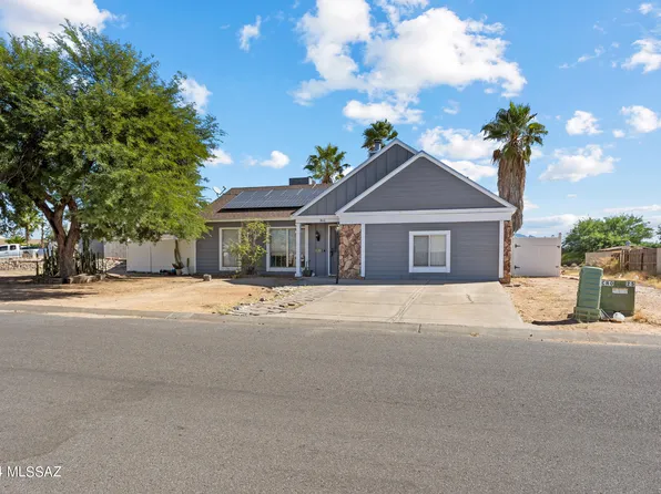 8610 N Holly Brook Ave, Tucson, AZ 85742