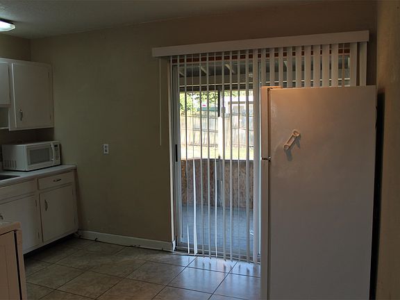 5th image of 2819 Arc Dr