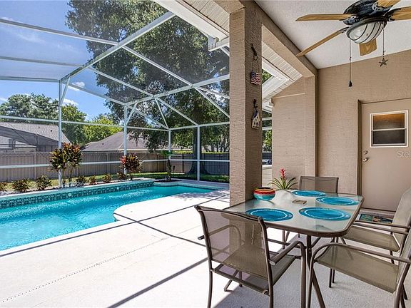 3rd image of 3092 Floral Way E