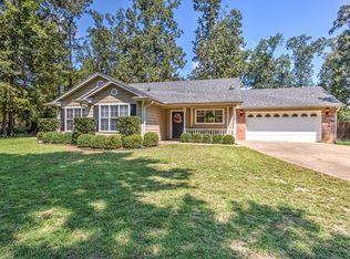 334 White Dove Dr, Lufkin, TX 75901