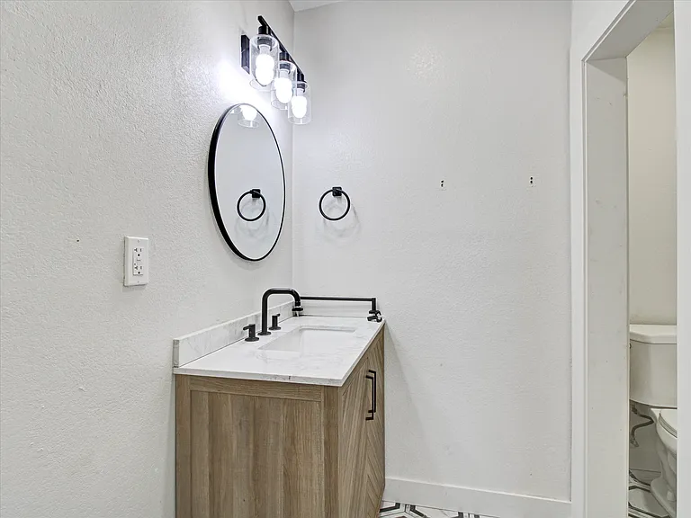 5330 Nottingham Rd — Photo 23