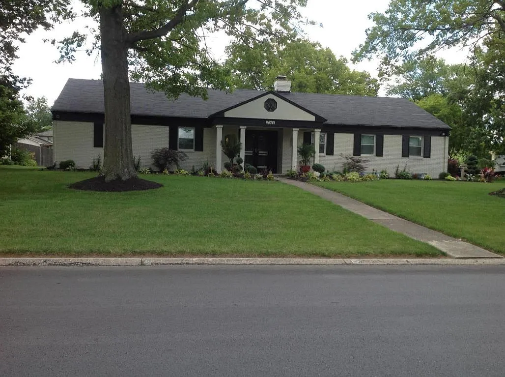 2511 Schaaf Dr photo 1