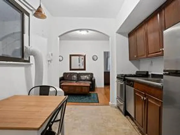 343 East 51st Street image 1 of 4