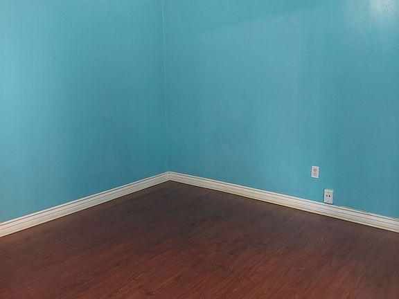 5th image of 2643 Thorpe Ave
