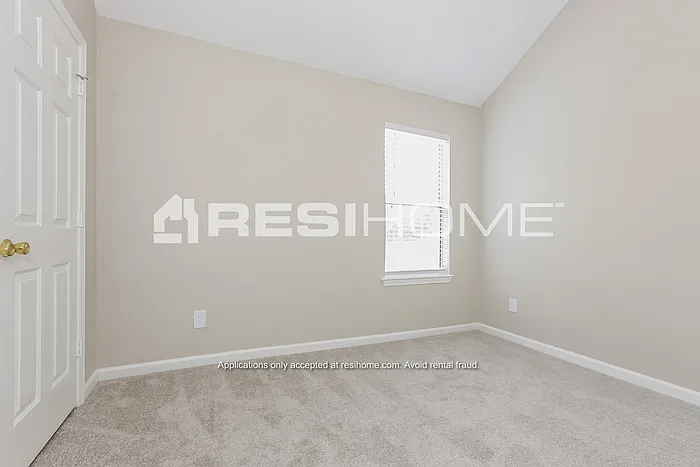 2264 Creekview Trl — Photo 10
