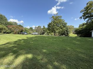 5023 NE Fowler Ln, Knoxville, TN 37918