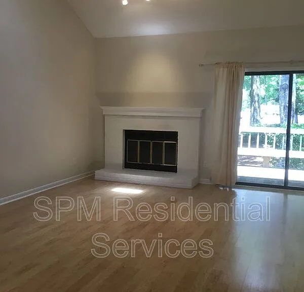 1800 Eastwood Rd #166 — Photo 4