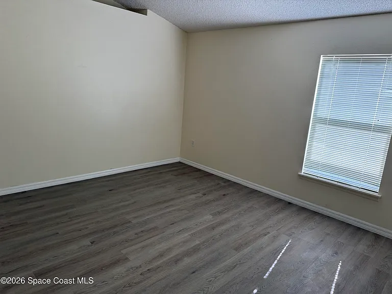 1178 White Oak Cir — Photo 8