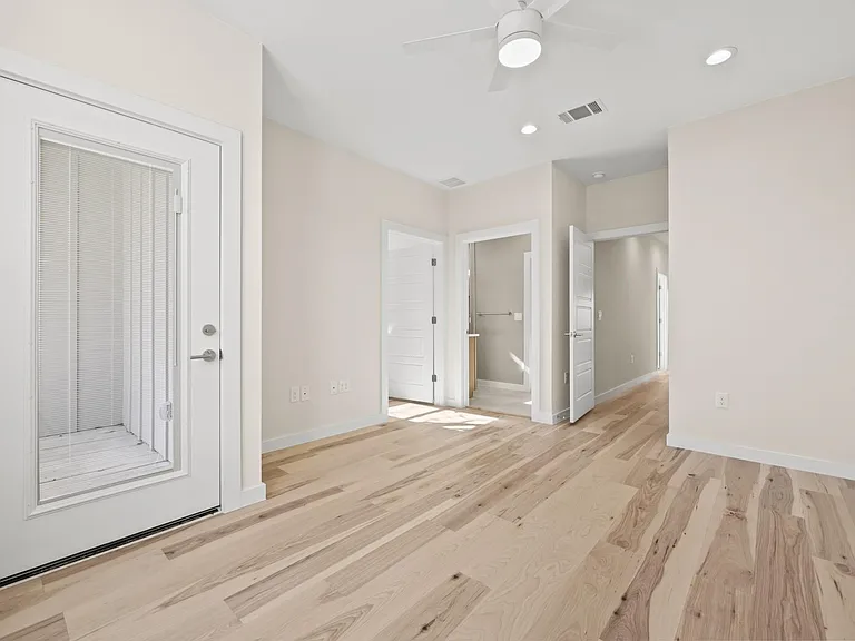 4801 Sara Dr #B — Photo 26