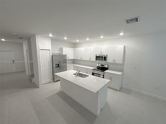 4th image of 14804 SW 162nd St #14805