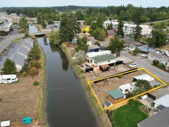7557 Morrison Avenue, Blaine, WA 98230