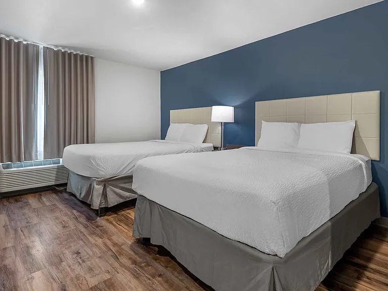 Studio Suite - 2 Queen Beds