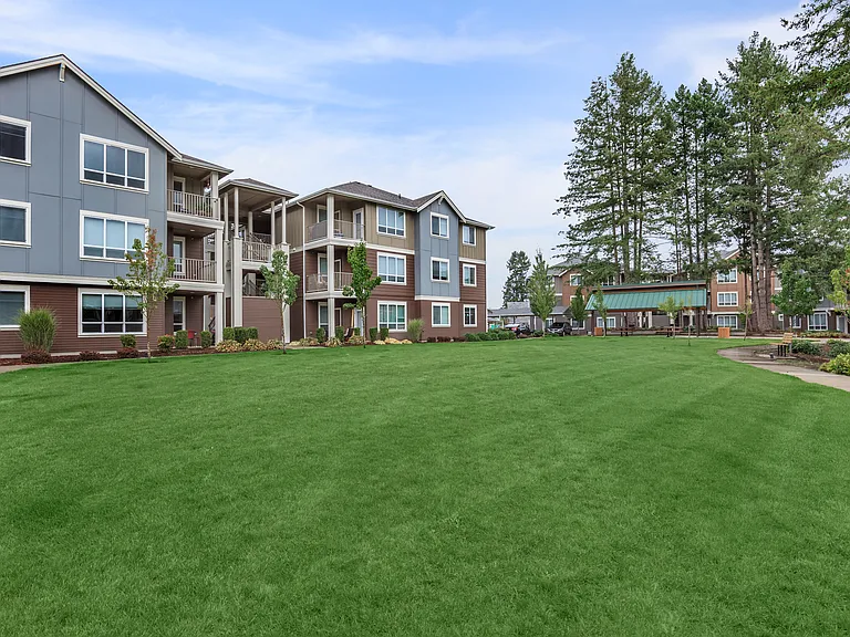 Creekside Village — Photo 41