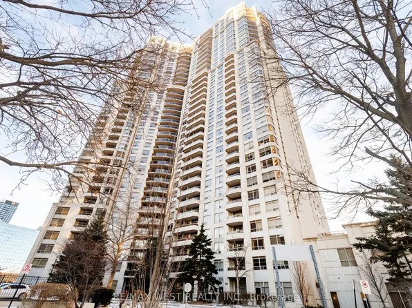 35 Kingsbridge Garden Cir #902, Mississauga, ON L5R 3Z5