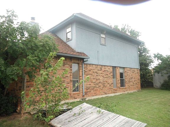 2nd image of 13912 Osage Dr