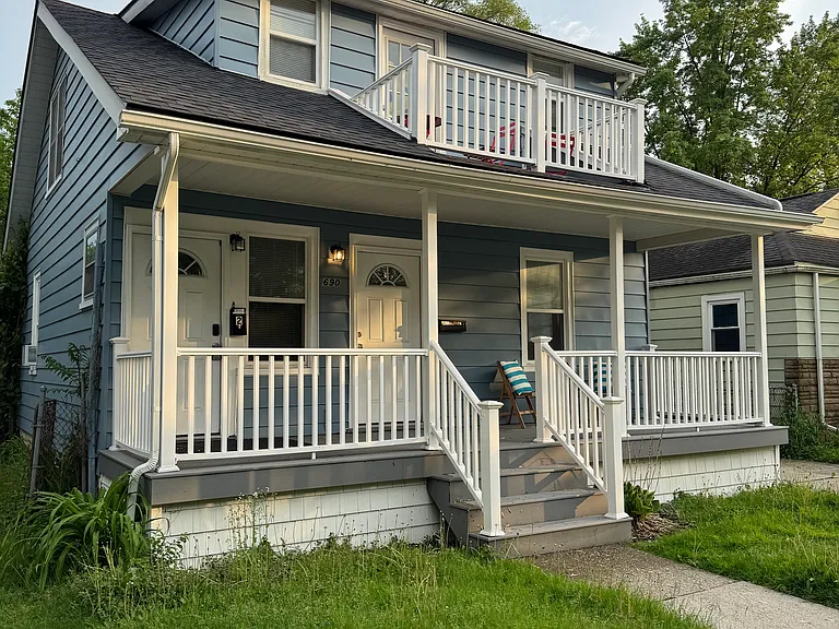 690 E Marshall St — Photo 11