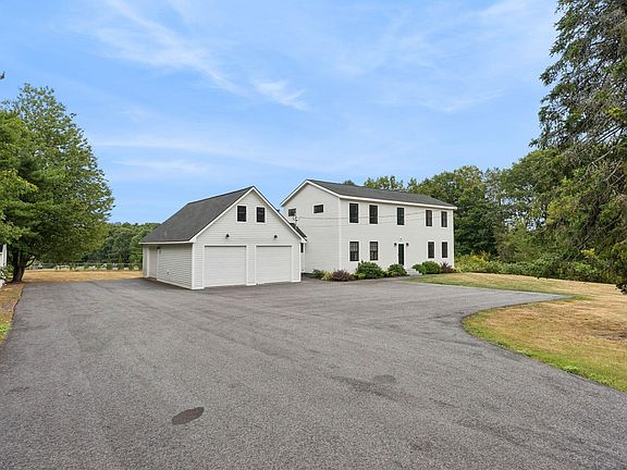 3rd image of 153 Beech Ridge Road