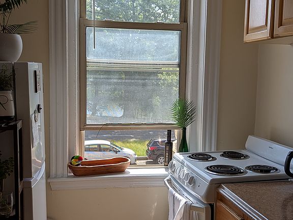 4th image of 55 Park Dr #11A