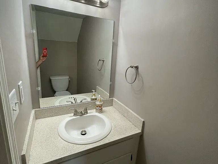 3173 Dove Ct #B — Photo 6
