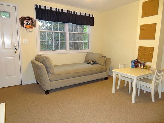 5th image of 372 S Cottage Hill Ave