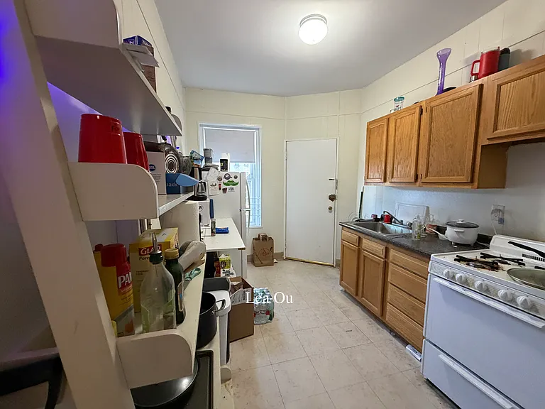 130 Englewood Ave #6 — Photo 11