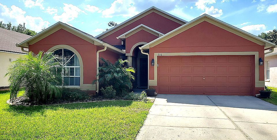 1st image of 716 Straw Lake Dr