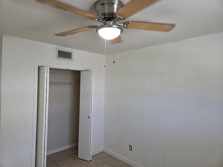 337 Hernando St — Photo 11