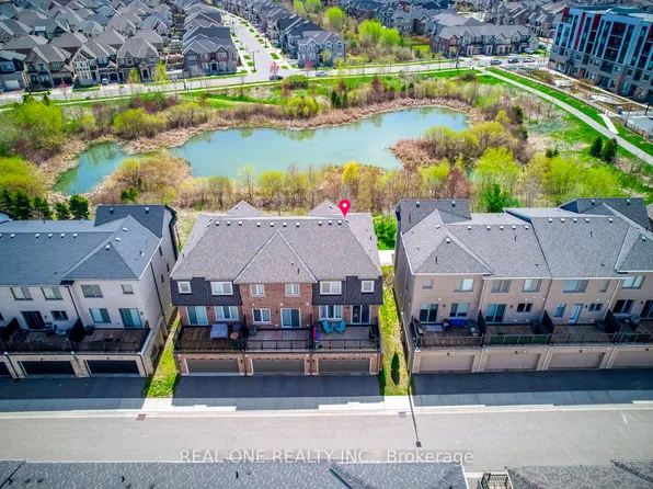 3256 Charles Fay Pass #11, Oakville, ON L6M 1S2