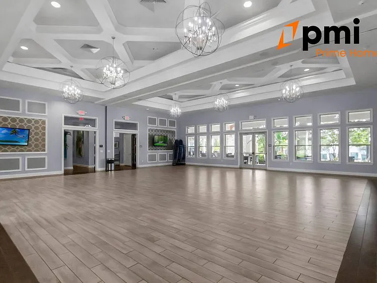 10083 Salt Point Dr — Photo 37