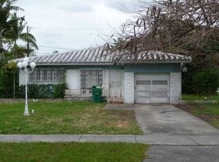 6040 SW 30th St, Miami, FL 33155