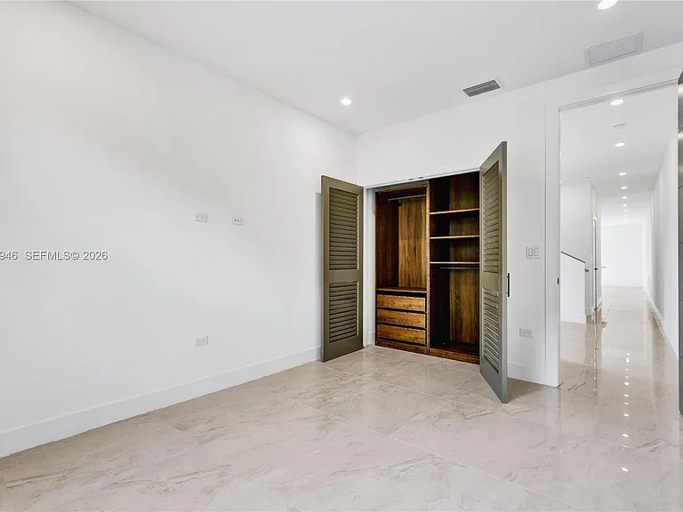 2887 SW 33rd Ave #2887 — Photo 12