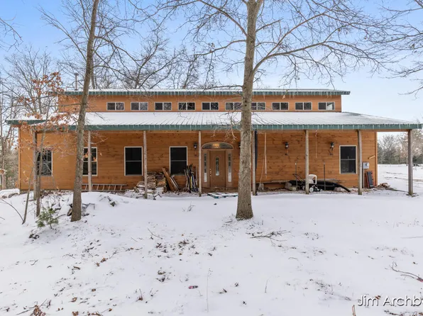1591 Fruitvale Rd, Montague, MI 49437