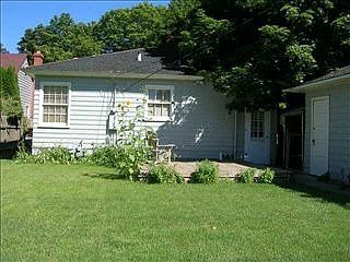 3rd image of 159 Fillmore St