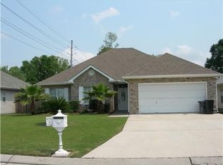 1101 King Henry Ct, Marrero, LA 70072