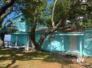2033 Trotter Ln W, Gulf Shores, AL 36542
