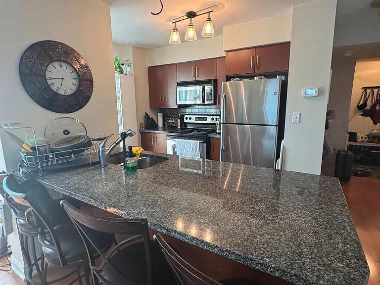 30 Grand Trunk Cres #3806 — Photo 10