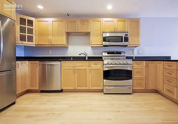5th image of 535 Dean St APT 214
