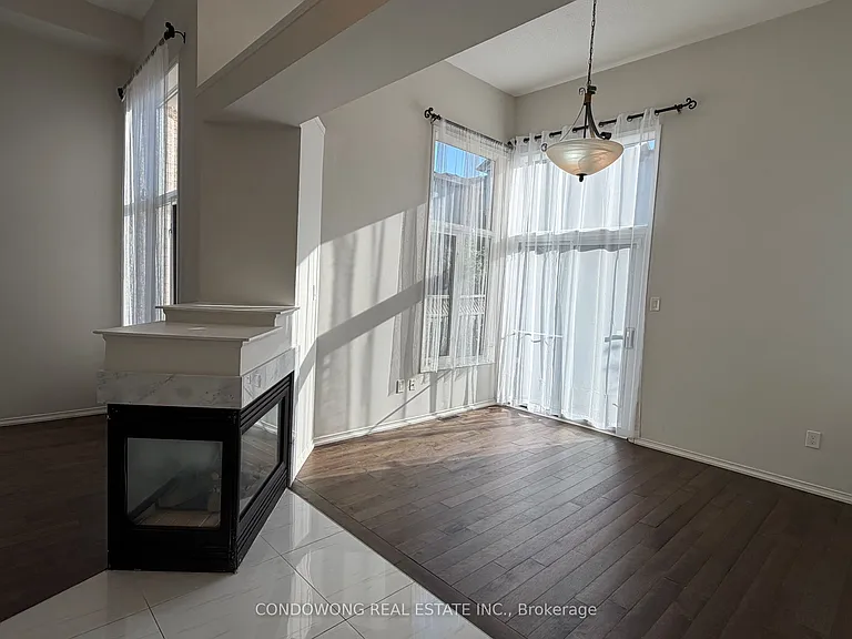 78 Bridlepath St — Photo 3