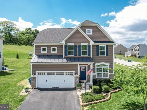 36 Rockdale Dr, Seven Valleys, PA 17360