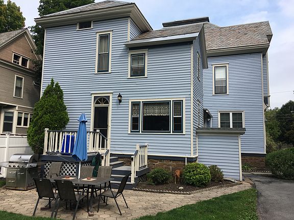 5th image of 510 Main St