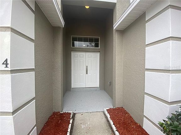 3rd image of 1954 Manatee Ct