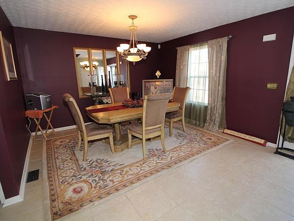 3rd image of 3265 Kady Ln