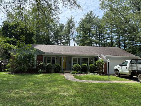 50 Eden Pl