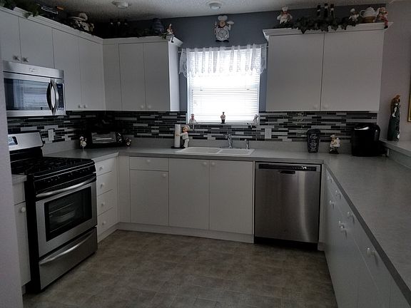 2nd image of 2080 Jasper Way