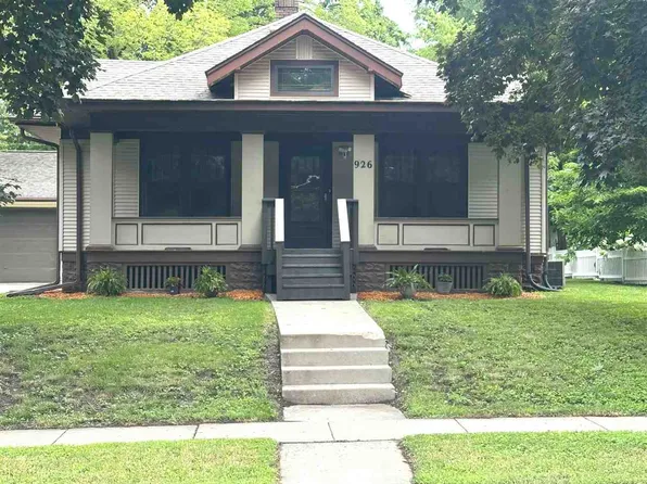 926 Bowery St, Iowa City, IA 52240